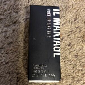 IL MAKIAGE Woke Up Like This Foundation - Black